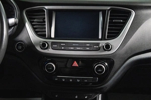 Седан Hyundai Solaris 2017 года, 1269000 рублей, Сургут