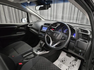 Хетчбэк Honda Fit 2016 года, 1260000 рублей, Красноярск