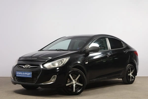 Седан Hyundai Solaris 2012 года, 599000 рублей, Новосибирск