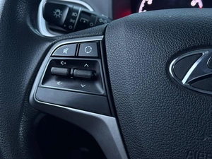 Седан Hyundai Solaris 2018 года, 999000 рублей, Ижевск