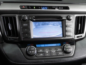 Внедорожник Toyota RAV4 2014 года, 2100000 рублей, Тюмень