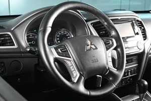 Пикап Mitsubishi L200 2020 года, 3299000 рублей, Ростов-на-Дону