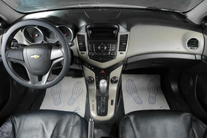 Седан Chevrolet Cruze 2012 года, 799000 рублей, Тюмень