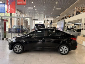 Седан Hyundai Solaris 2015 года, 930000 рублей, Орёл