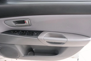 Седан Mazda Axela 2008 года, 679000 рублей, Красноярск