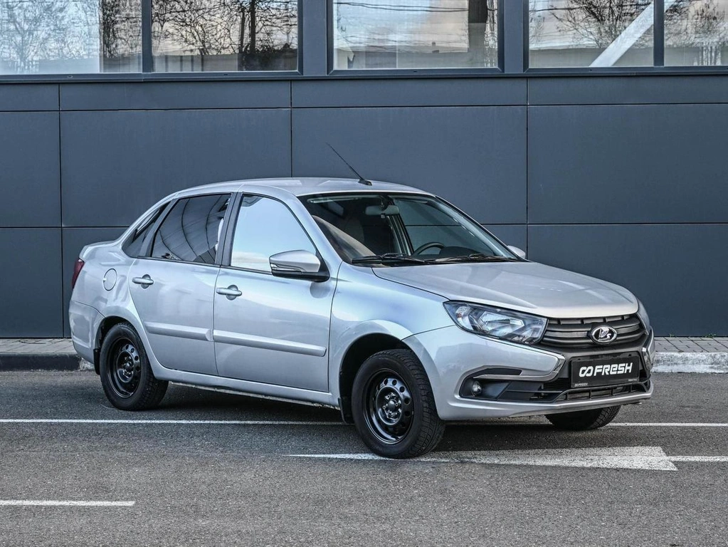 Седан ВАЗ (LADA) Granta 2018 года, 699000 рублей, Кирилловка