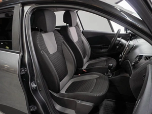 Внедорожник Renault Kaptur 2017 года, 1349000 рублей, Тюмень