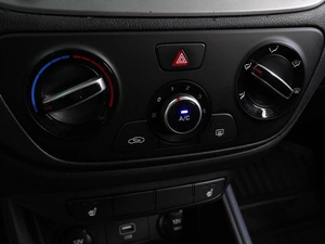 Седан Hyundai Solaris 2019 года, 1449000 рублей, Воронеж