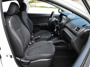 Седан Kia Rio 2013 года, 1055000 рублей, Краснодар