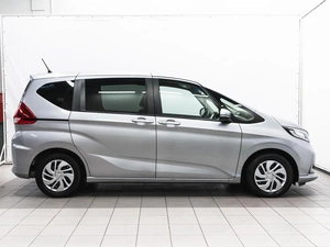 Минивэн Honda Freed 2019 года, 1450000 рублей, Красноярск
