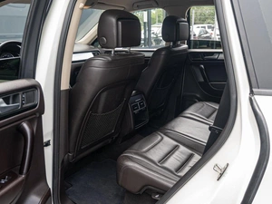 Внедорожник Volkswagen Touareg 2011 года, 2100000 рублей, Краснодар