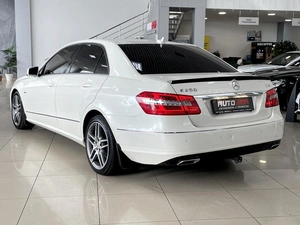 Седан Mercedes-benz E-класс 2011 года, 1687000 рублей, Солонцы