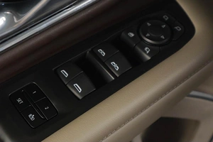 Внедорожник Chevrolet Tahoe 2022 года, 8319000 рублей, Тюмень