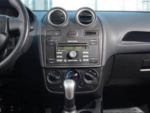 Хетчбэк Ford Fiesta 2008 года, 438000 рублей, Тверь