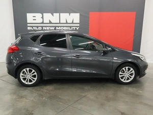 Хэтчбек Kia Ceed 2013 года, 1250000 рублей, Курск