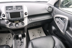 Внедорожник Toyota RAV4 2012 года, 1429000 рублей, Красноярск