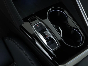 Внедорожник Audi Q5 2025 года, 7770050 рублей, Москва