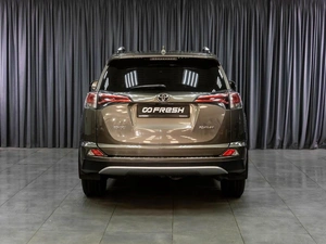 Внедорожник Toyota RAV4 2017 года, 2119000 рублей, Тюмень