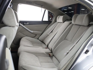 Седан Nissan Skyline 2002 года, 640000 рублей, Омск