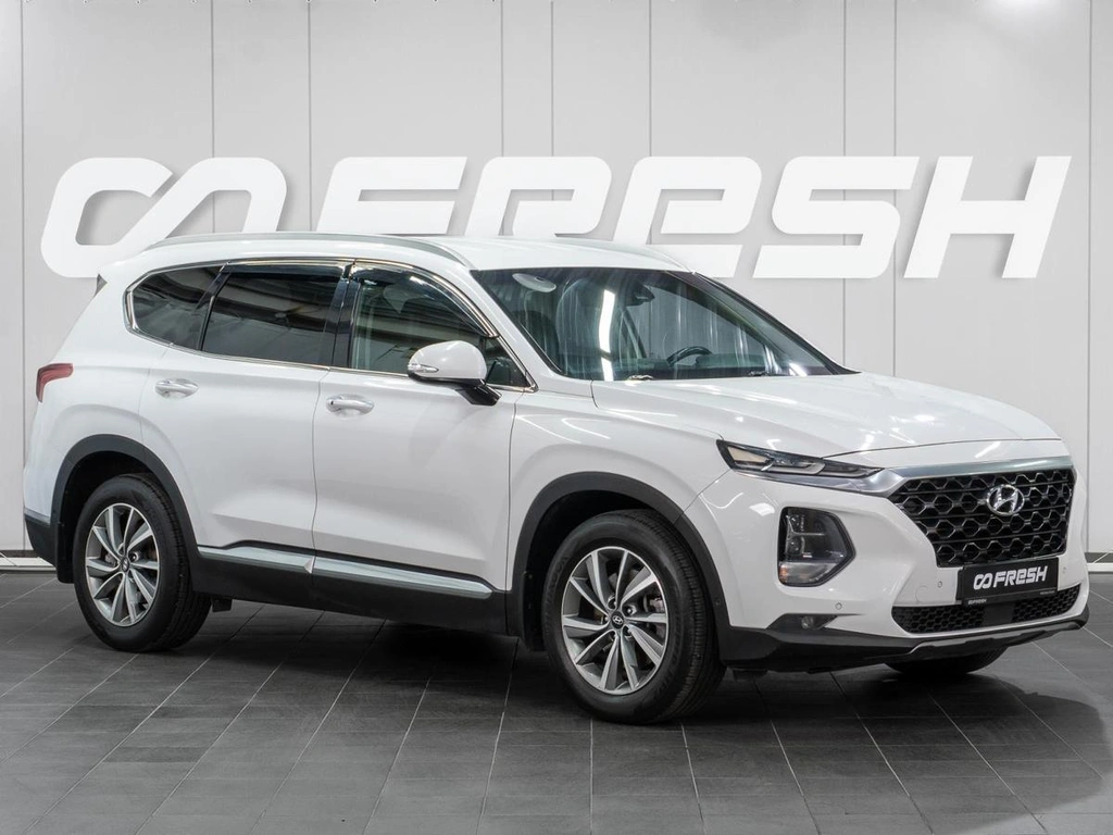Внедорожник Hyundai Santa Fe 2018 года, 2599000 рублей, Сургут