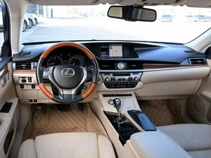 Седан Lexus ES 2012 года, 1629800 рублей, Волгоград