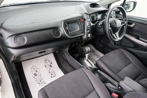 Лифтбек Honda Insight 2010 года, 869000 рублей, Красноярск