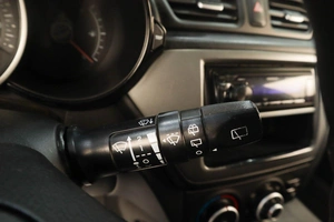 Хетчбэк Kia Rio 2013 года, 869000 рублей, Челябинск