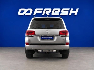 Внедорожник Toyota Land Cruiser 2016 года, 4949700 рублей, Москва