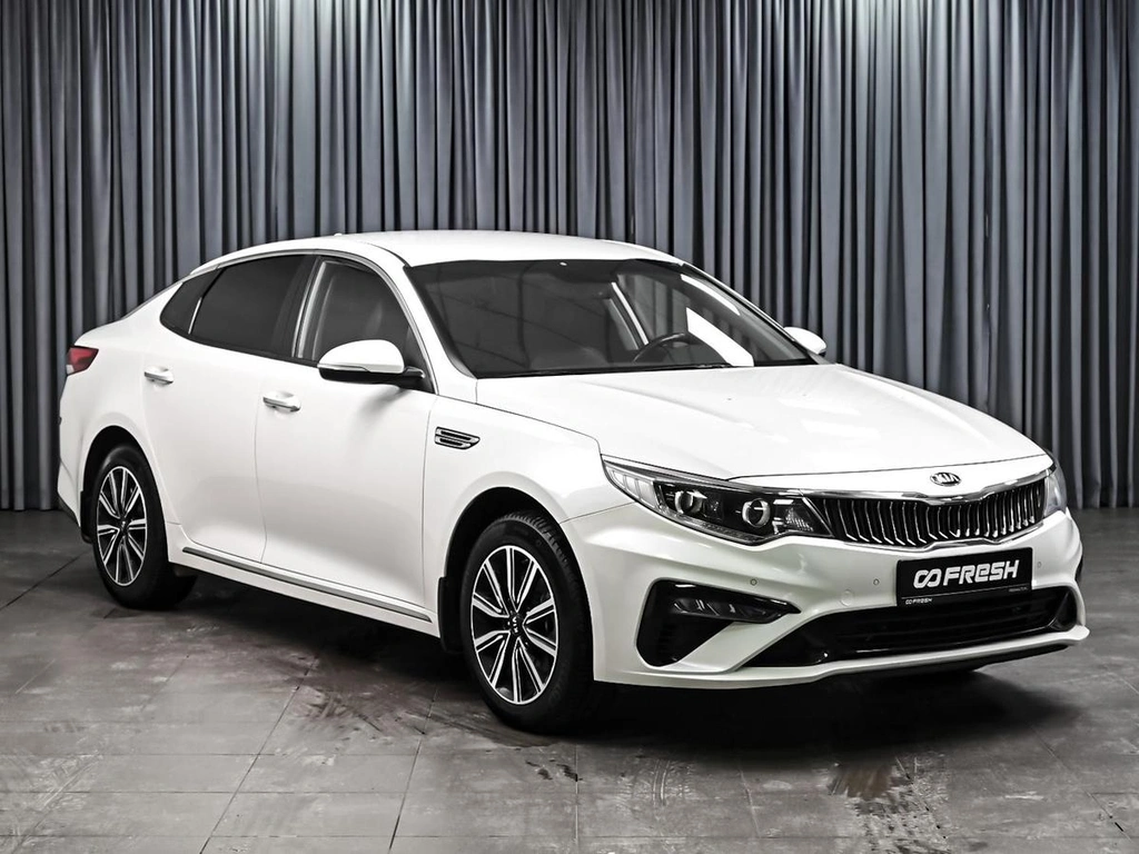 Седан Kia Optima 2018 года, 2335000 рублей, Ставрополь