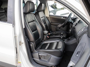 Внедорожник Volkswagen Tiguan 2008 года, 900000 рублей, Краснодар