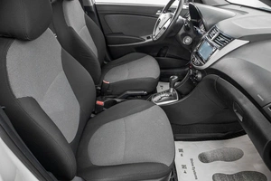 Седан Hyundai Solaris 2013 года, 849000 рублей, Барнаул