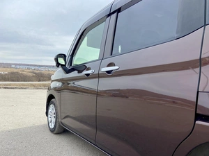 Минивэн Toyota Roomy 2018 года, 1000000 рублей, Ужур