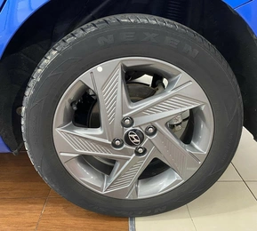 Седан Hyundai Solaris 2020 года, 2080000 рублей, Красноярск