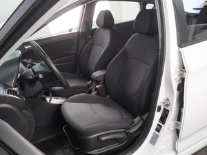 Хетчбэк Hyundai Solaris 2015 года, 960000 рублей, Воронеж