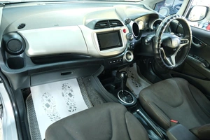 Хетчбэк Honda Fit 2010 года, 529000 рублей, Омск