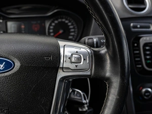 Седан Ford Mondeo 2011 года, 999000 рублей, Краснодар