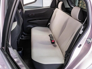 Хетчбэк Toyota Vitz 2011 года, 767000 рублей, Тюмень
