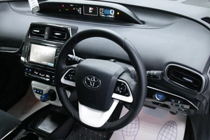 Лифтбек Toyota Prius 2016 года, 1458000 рублей, Солонцы