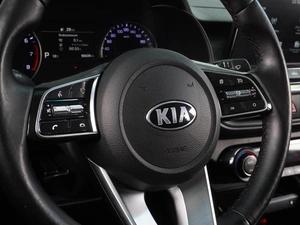 Седан Kia Cerato 2019 года, 2049000 рублей, Воронеж