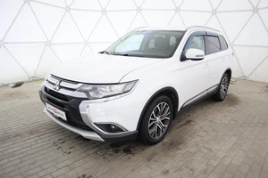 Внедорожник Mitsubishi Outlander 2017 года, 2210000 рублей, Обнинск