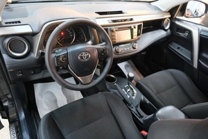 Внедорожник Toyota RAV4 2013 года, 1989000 рублей, Омск