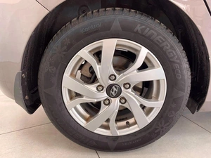 Хетчбэк Hyundai i30 2014 года, 1136000 рублей, Красноярск