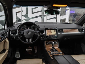 Внедорожник Volkswagen Touareg 2014 года, 2250000 рублей, Краснодар