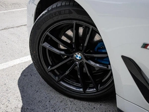 Седан BMW 5 серия 2019 года, 3099000 рублей, Большой Сочи