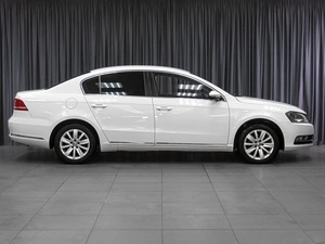 Седан Volkswagen Passat 2011 года, 888000 рублей, Тюмень