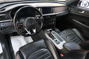 Седан Kia Optima 2018 года, 2159000 рублей, Омск