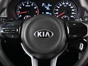 Хетчбэк Kia Rio X-Line 2018 года, 1369000 рублей, Ростов-на-Дону