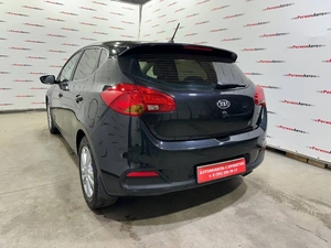 Хетчбэк Kia Ceed 2014 года, 1090000 рублей, Красноярск