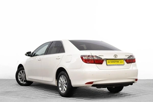 Седан Toyota Camry 2016 года, 2319000 рублей, Барнаул