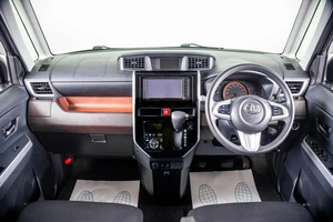 Минивэн Toyota Roomy 2019 года, 1349000 рублей, Пермь